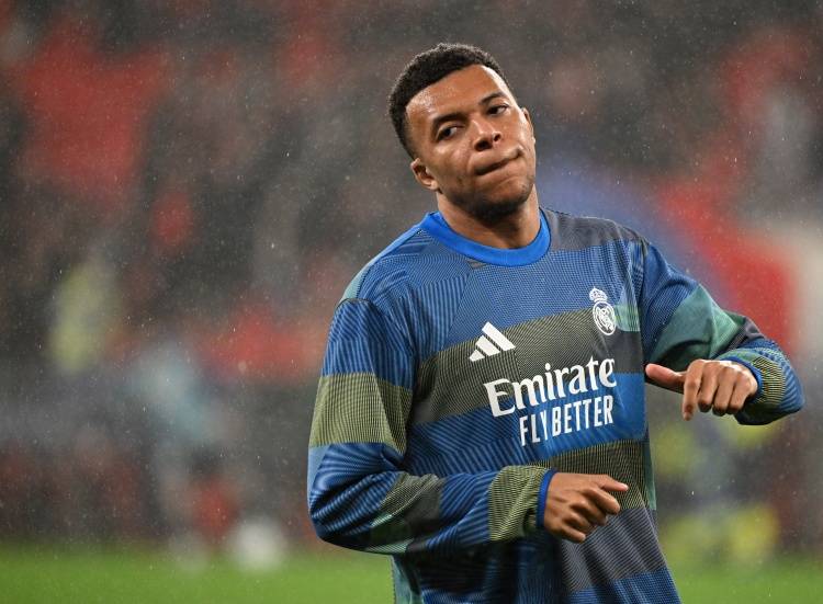 开云APP-跟队记者：姆巴佩继续他的康复进程，全力争取前往曼彻斯特的机会