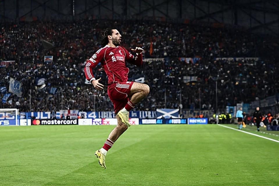 开云APP-3-0！萨拉赫失单刀，索博斯洛伊致敬小罗，利物浦剑指欧冠16强